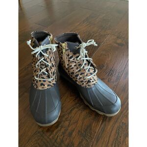 Gently Used Sperry Syren Gulf Leopard Duck Casual Boots